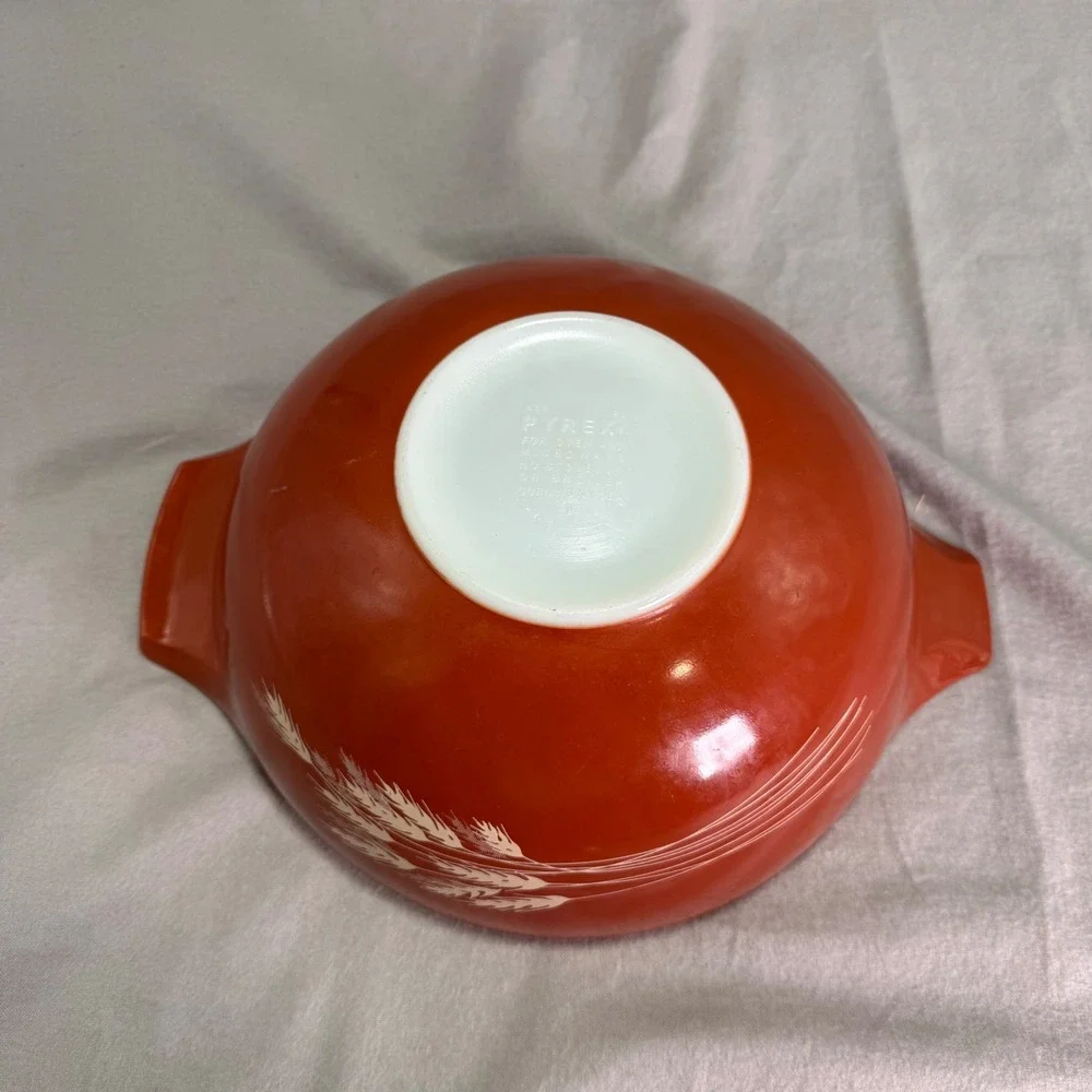 PYREX Autumn Harvest Wheat Cinderella Mixing Bowl 444 Rust Orange Vintage 4 QT